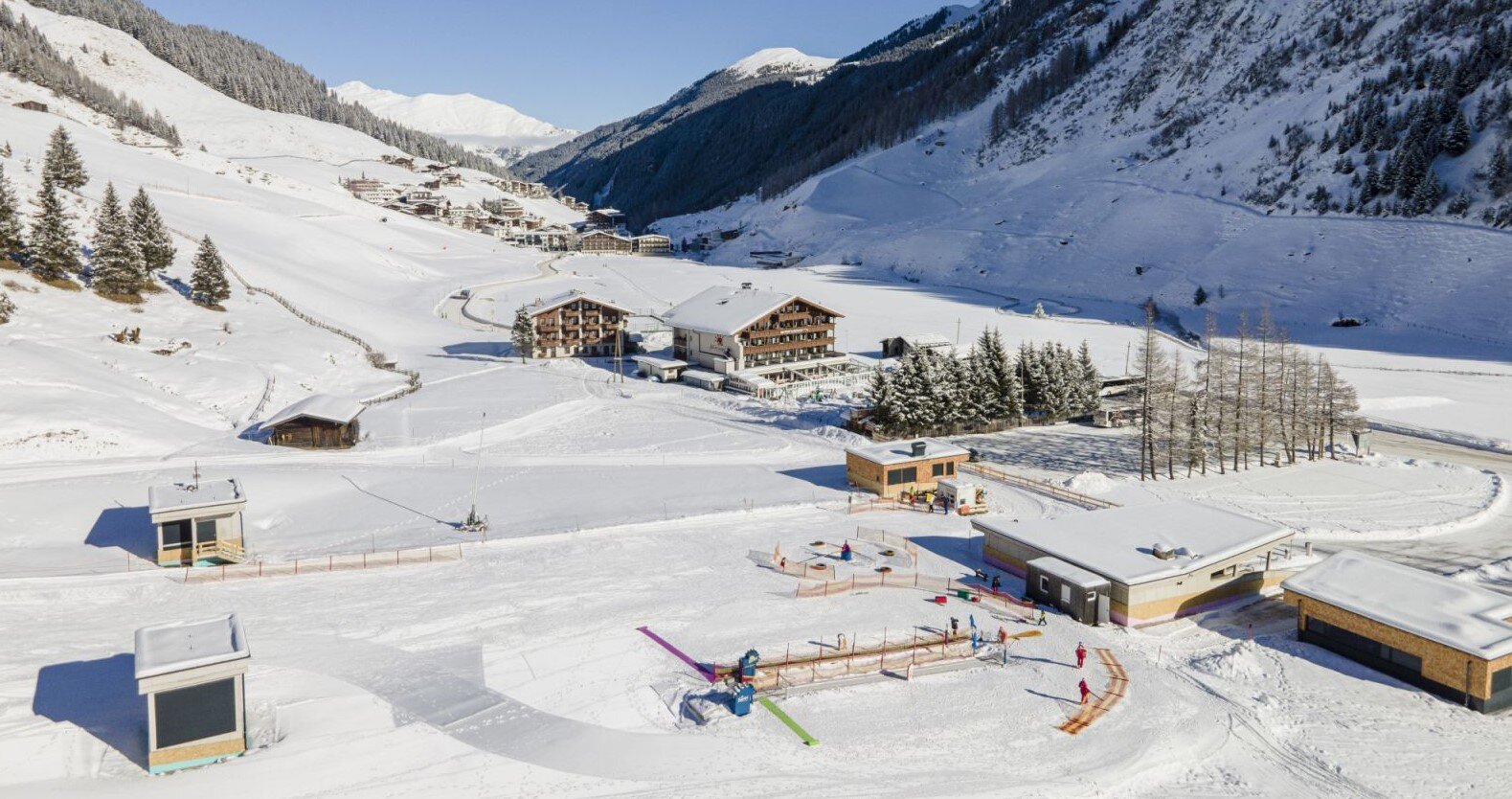 Children’s & Glacier Hotel Hintertuxerhof - Ausztria 4. helyezett - ©Thomas Eberharter Photography