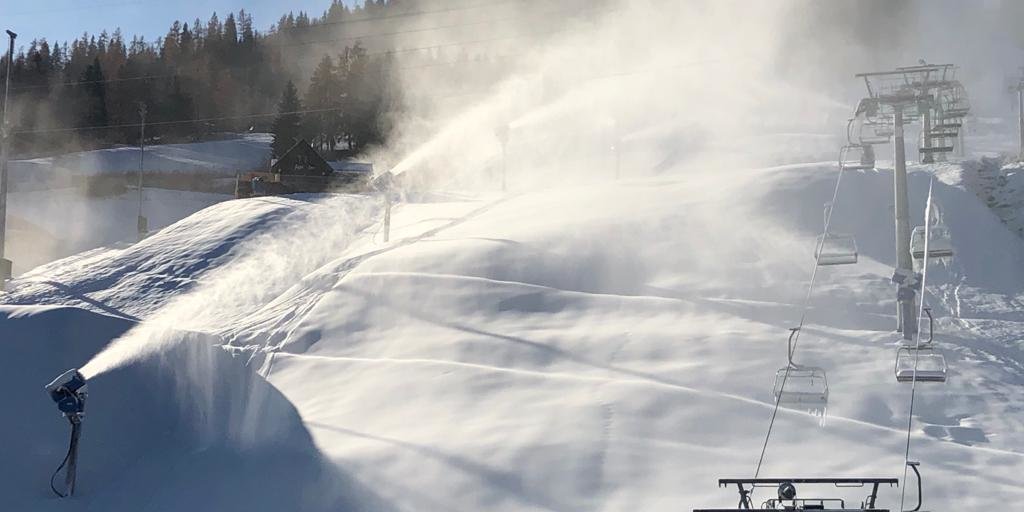 Kreischberg csütörtökön, hóágyúzás a nyitás előtti napon