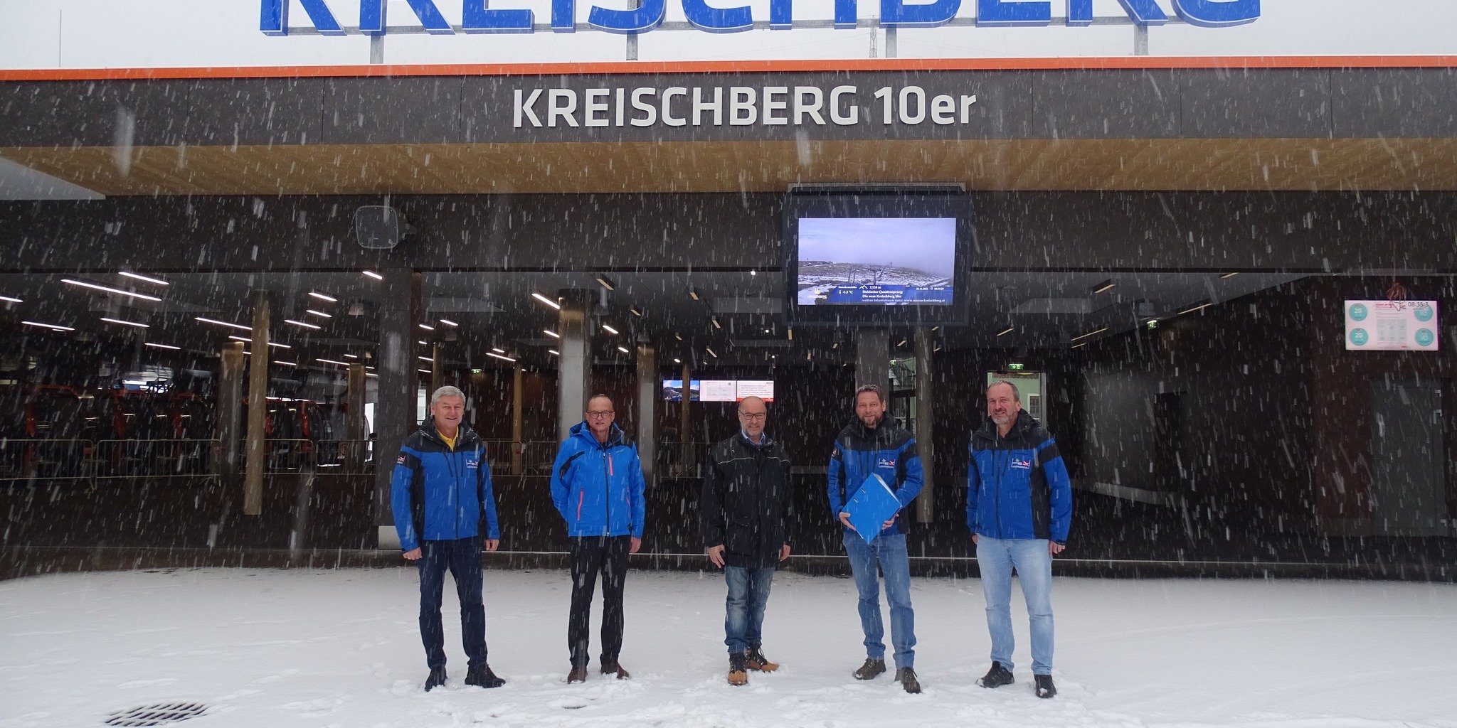 Az engedélyek kézben, és a havazás is megérkezett