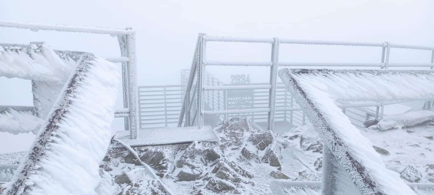 Lomnici-csúcs, 2634 méter, ma reggel (Vysoké Tatry - Hory zážitkov)