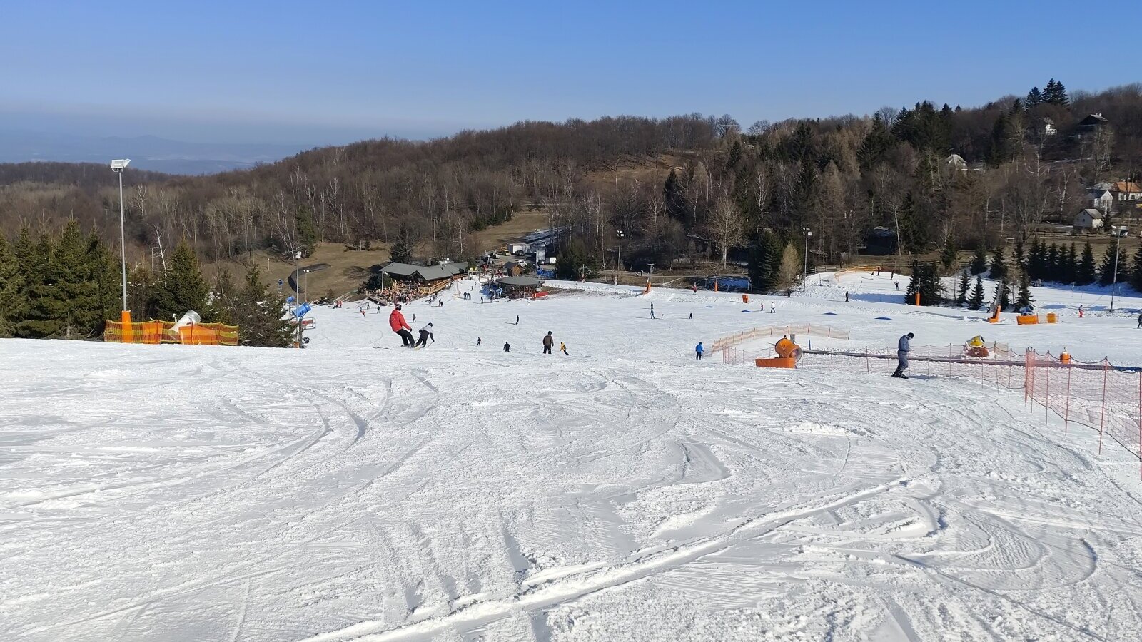 Mátraszentistván 2025. februárjában tökéletes kifagyott pályákkal | Fotó: Vik09