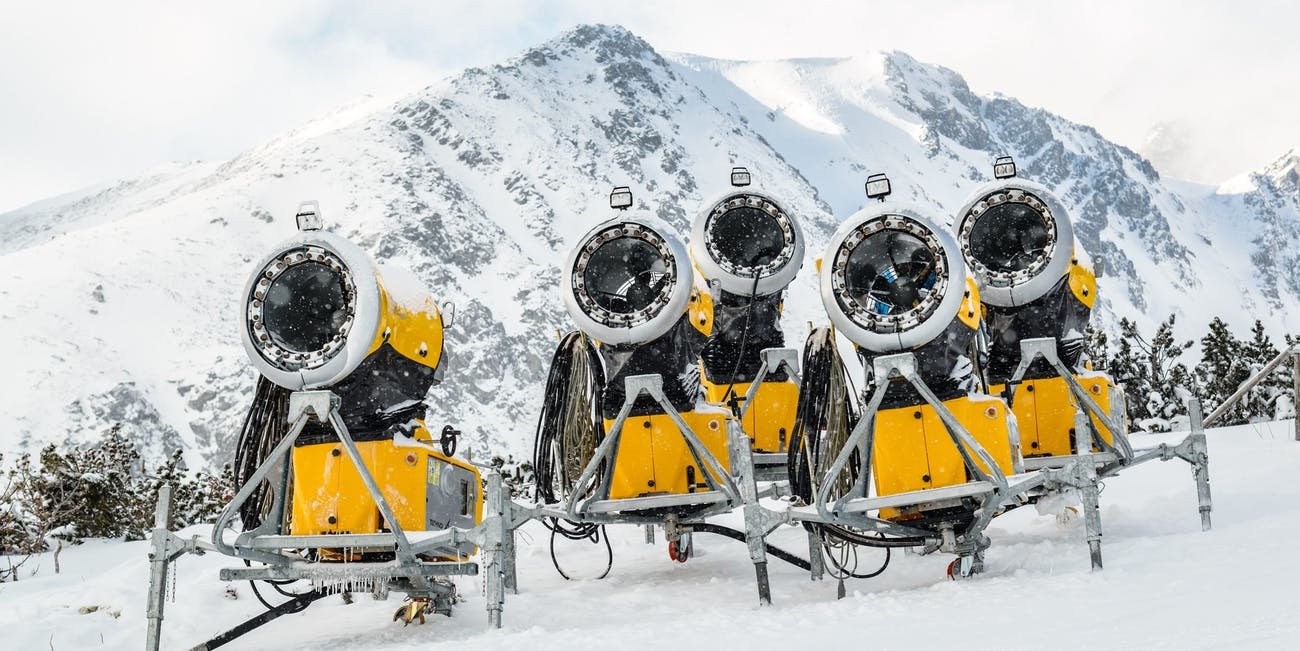 Nem csak a sípályákra fújhatják a havat