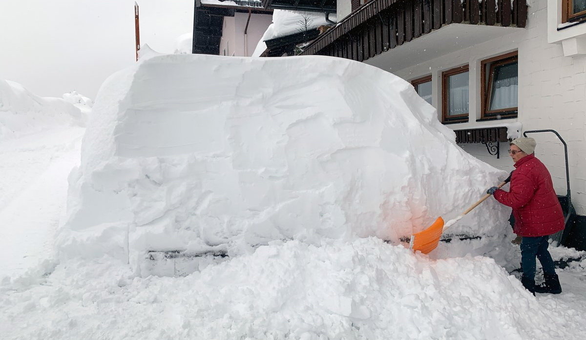 Hochfilzen, Ausztria, Tirol (959 m). Két évvel ezelőtt 451 cm havat mértek.