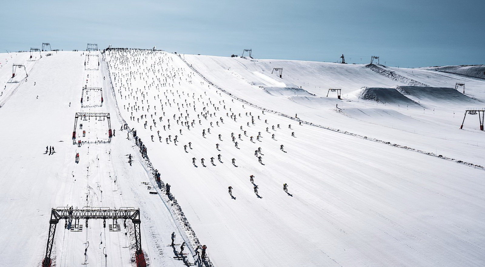 Kép: Les 2 Alpes - Manu Molle - Luka Leroy