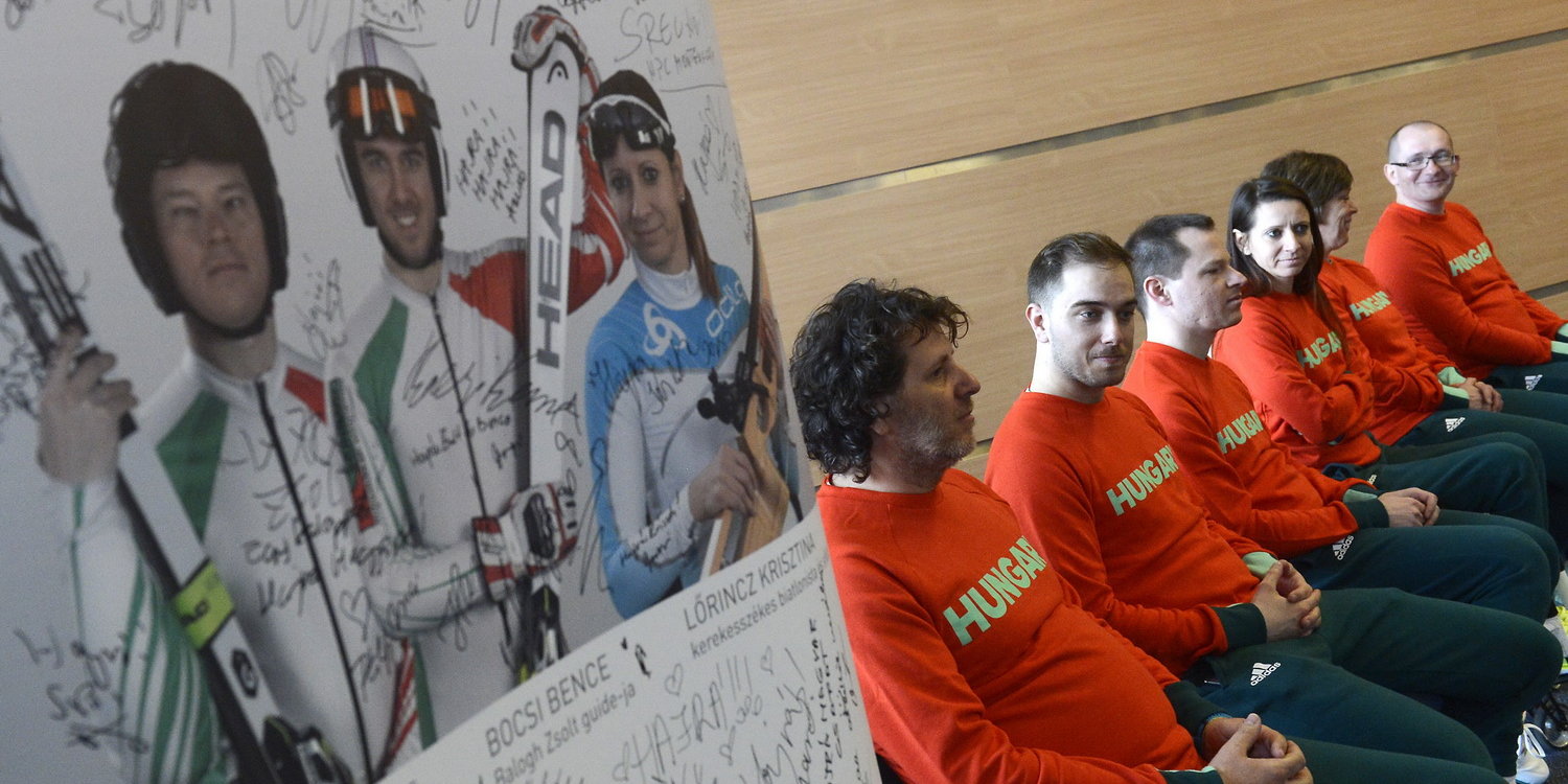 Elbúcsúztatták a magyar versenyzőket. MTI Fotó: Soós Lajos
