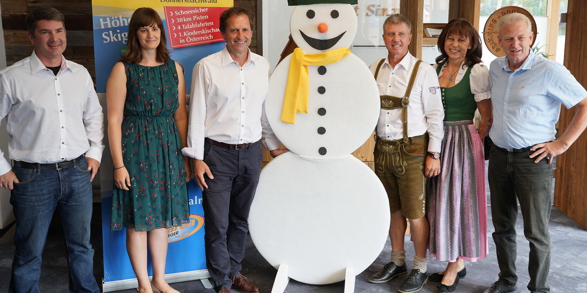 Kép a sajtótájékoztatóról