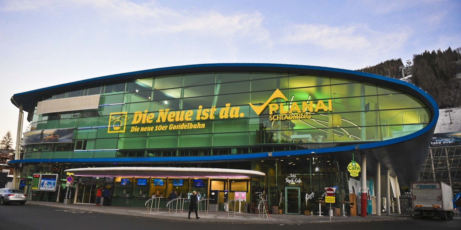 Az átadás napján (Kép: Szántó György | fotoszanto.com)