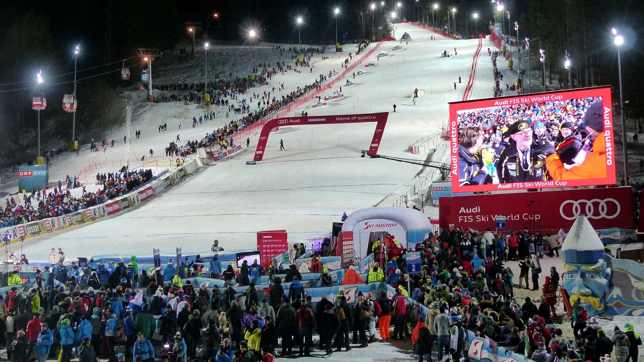 Emlék 2016-ból. Idén már nem villanyfényben versenyeznek.