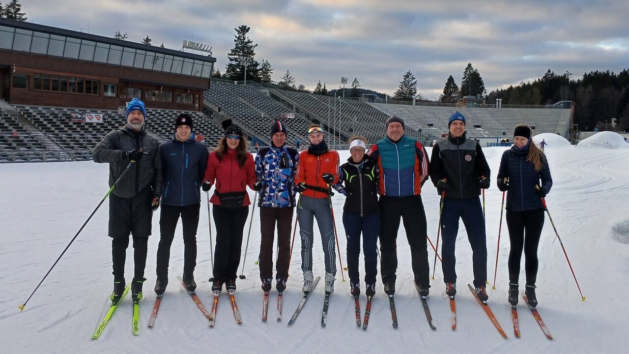 A tábor résztvevői Bozsik Annával és Dalos Péterrel I Fotó: tf.hu