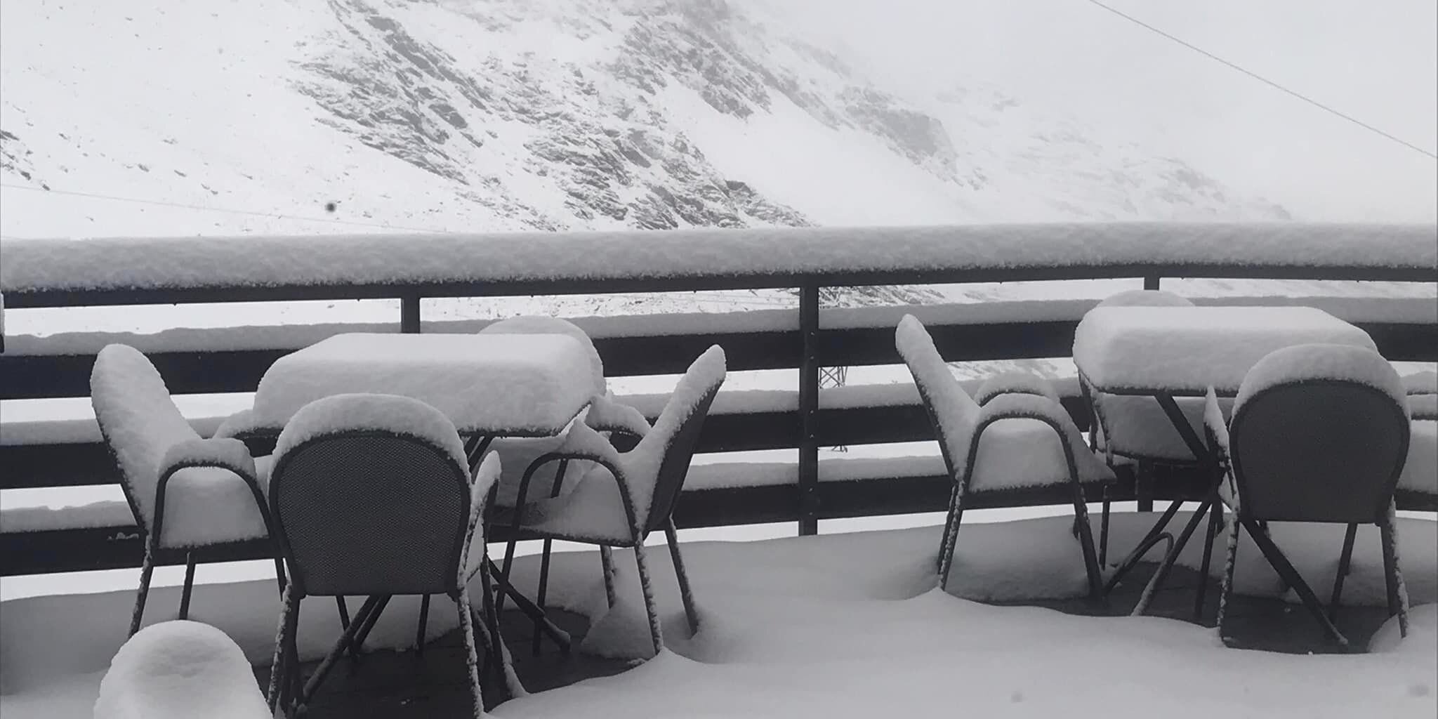 Hétfő reggeli 20 cm hullott a síterepe aljában