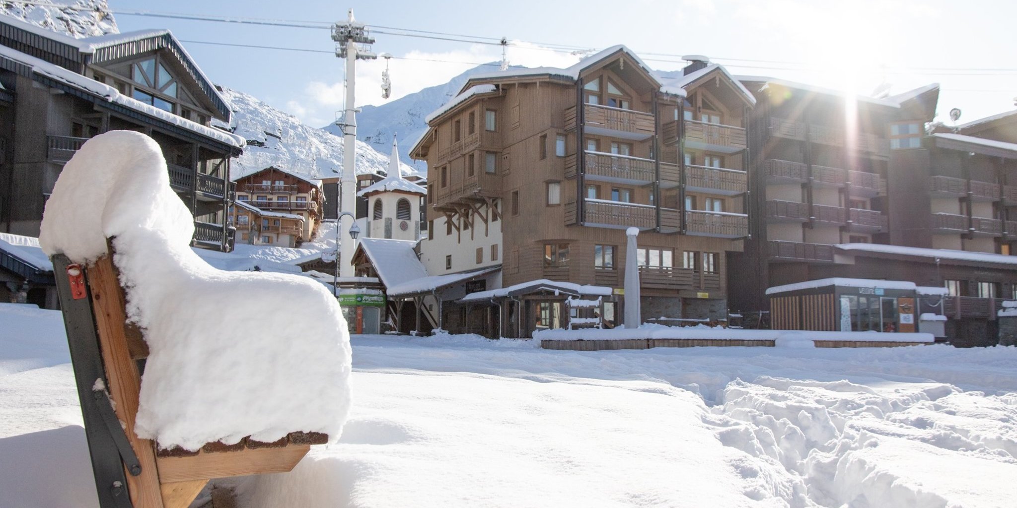 Val Thorens, mintha december lenne. 40 cm friss hó a faluban 24 óra alatt