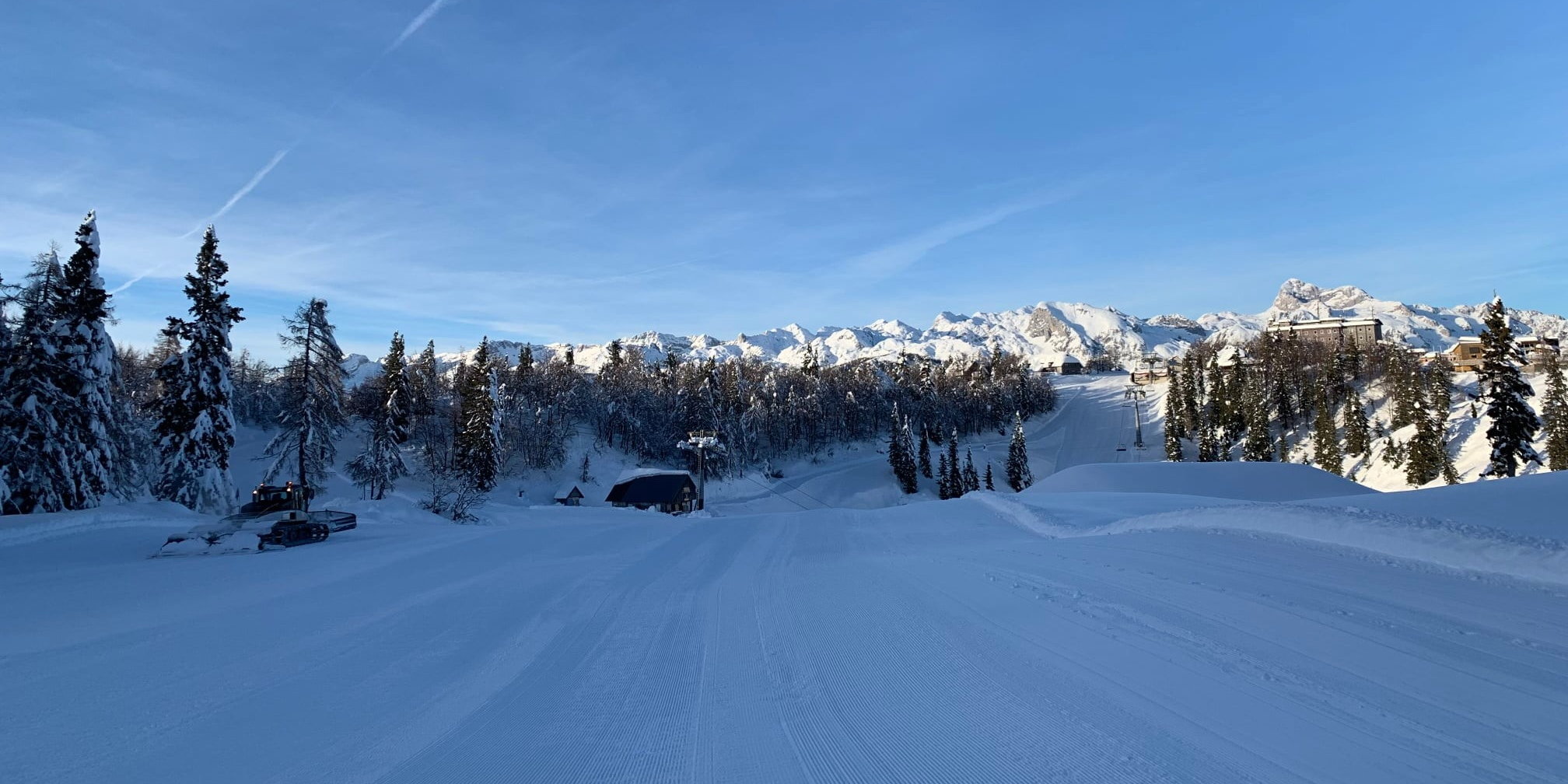 Vogel tegnap. 1515 méteren 76 cm vastag a hó a meteorológiai állomás mérése szerint