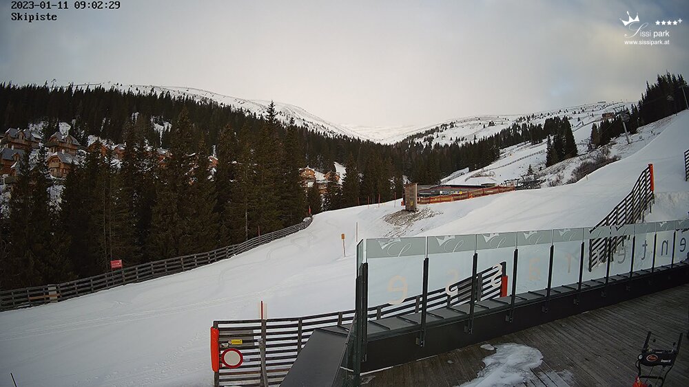 Kilátás a SissiParkból Lachatlban 2023. január 11-én